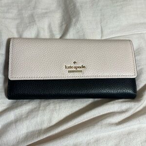 Large Kate Spade wallet